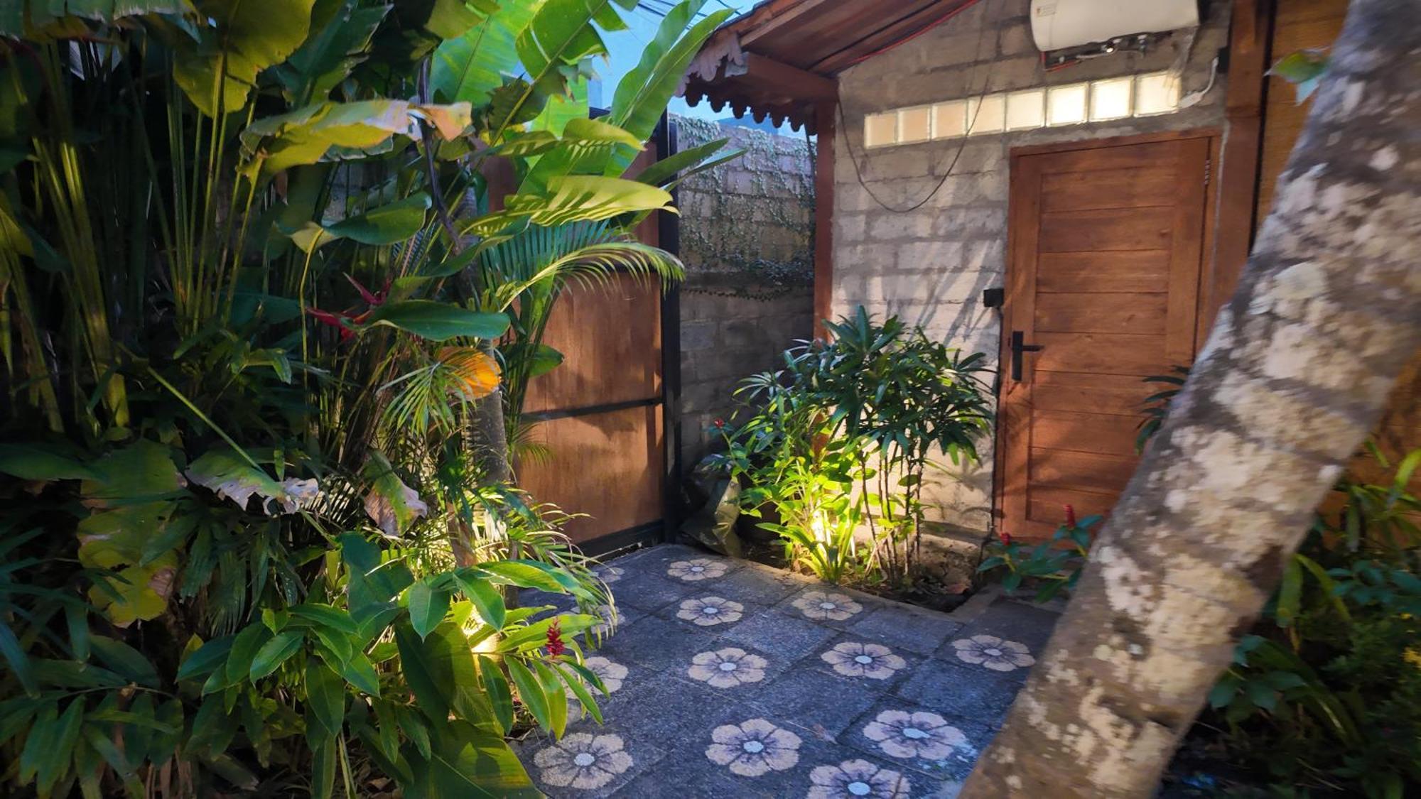 Private Joglo In Heart Of Sanur Exterior foto
